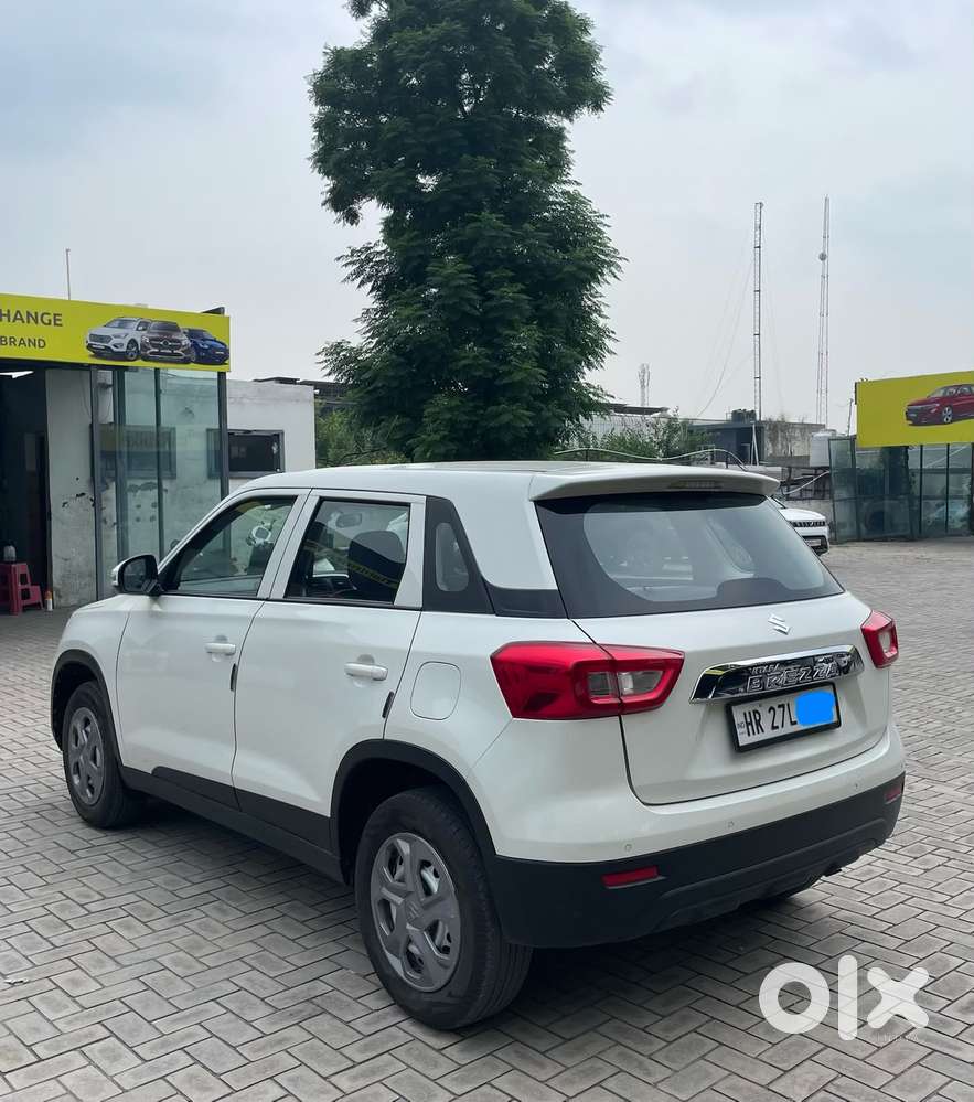 Maruti Suzuki Brezza 1.5 Lxi Smart Hybrid, 2022, Petrol