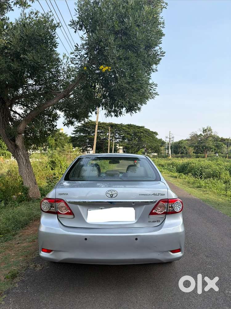 Toyota Corolla Altis 2011 Diesel