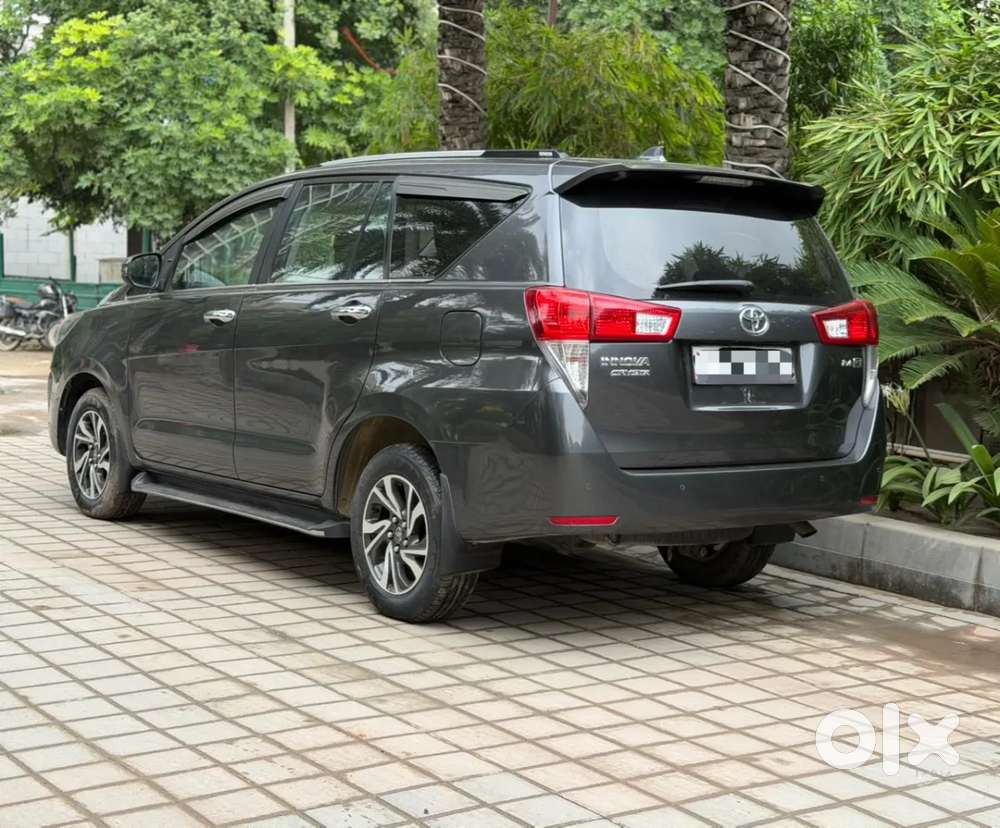 Toyota Innova Crysta [2020-ongoing] 2.4 Gx 7 Str, 2021, Diesel