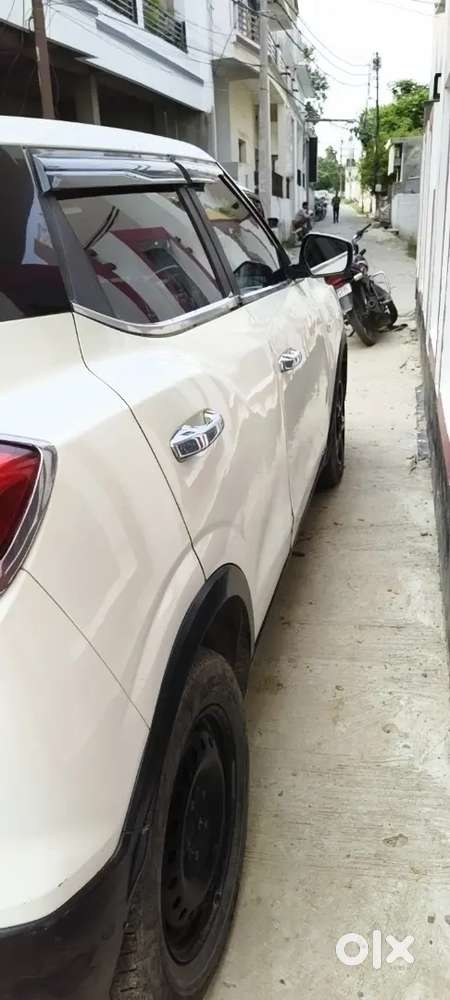Mahindra Xuv300 2020 Diesel 120000 Km Driven