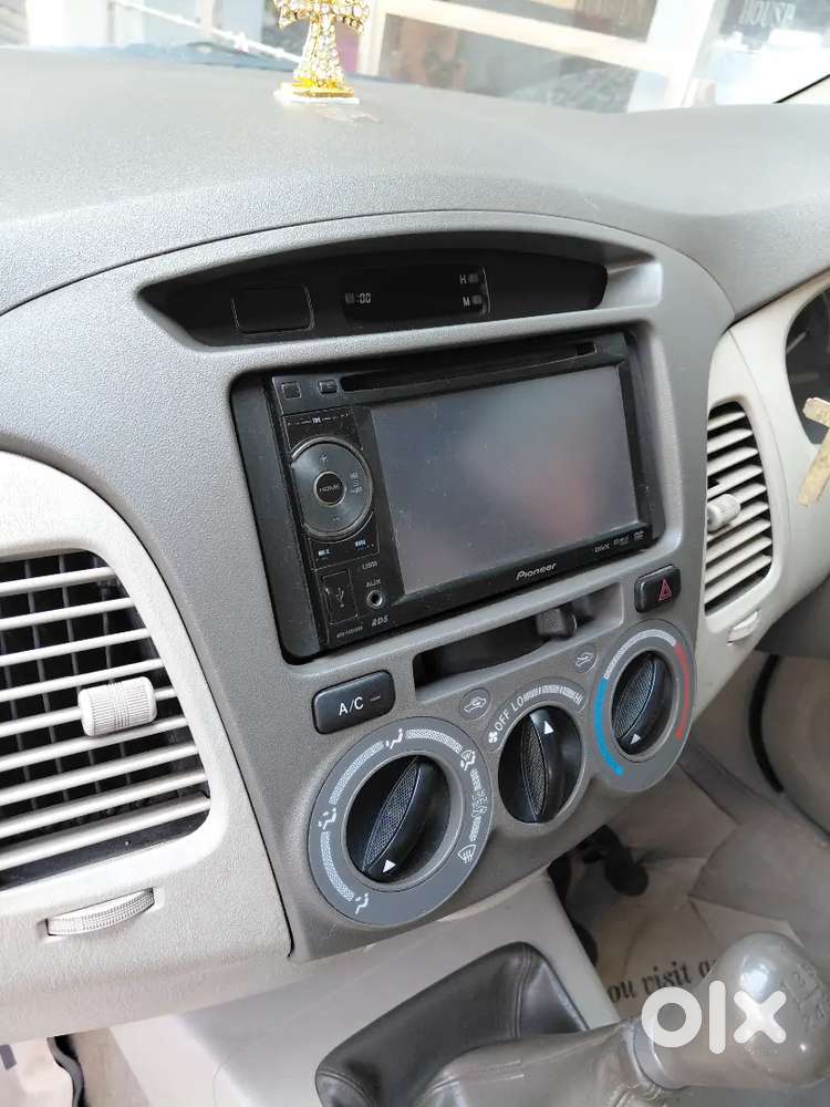 Toyota Innova 2011 Diesel Well Maintained