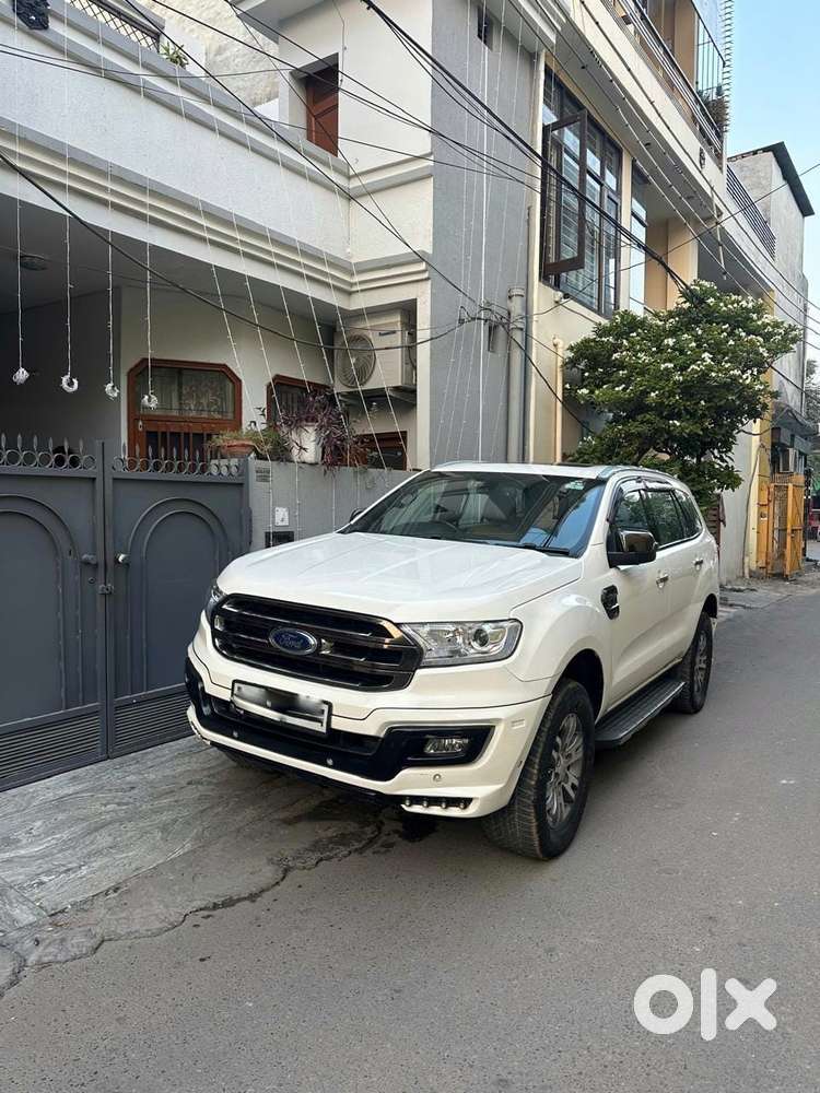 Ford Endeavour 3.2 Titanium At 4x4, 2017, Diesel