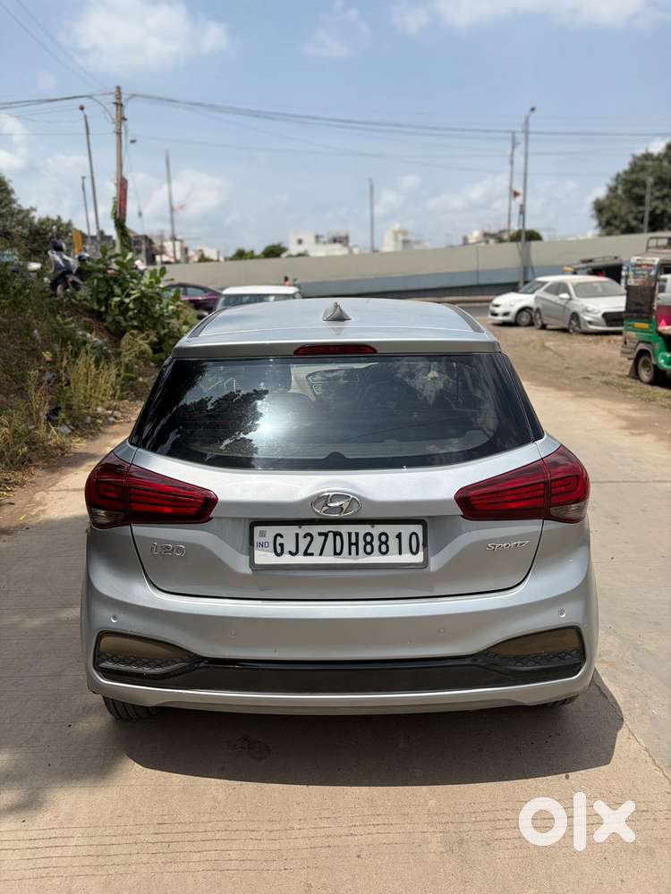 Hyundai I20 E Sportz Option 1.2, 2020, Cng & Hybrids