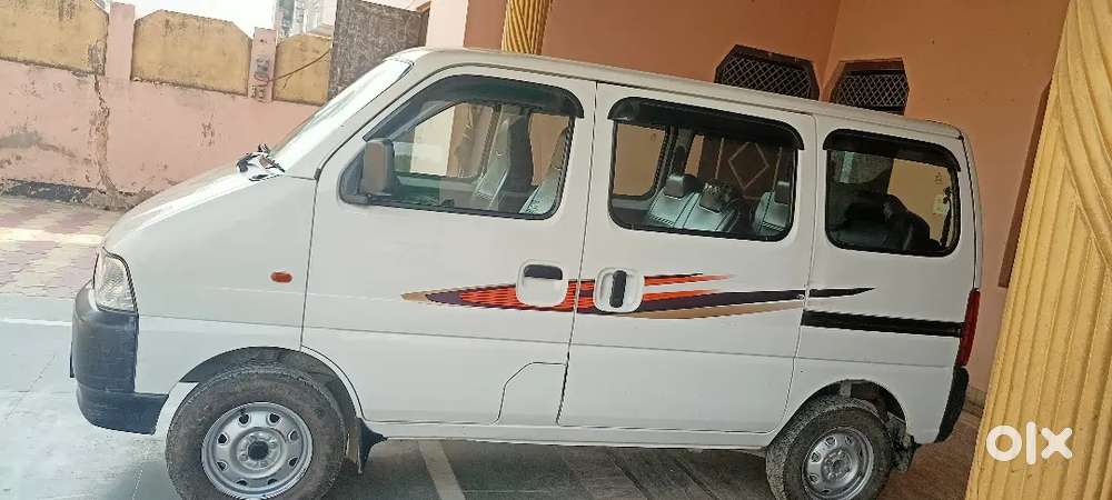 Maruti Suzuki Eeco 2022 Petrol 96000 Km Driven