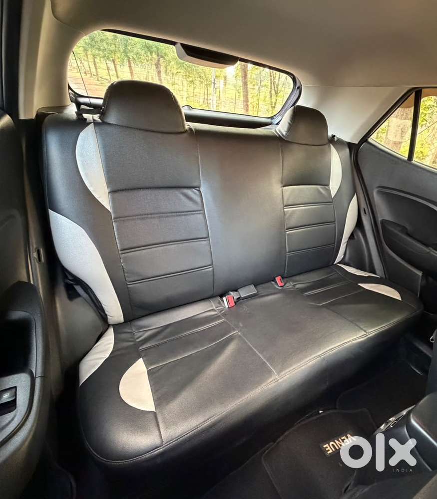 Hyundai Venue, 2021, Petrol