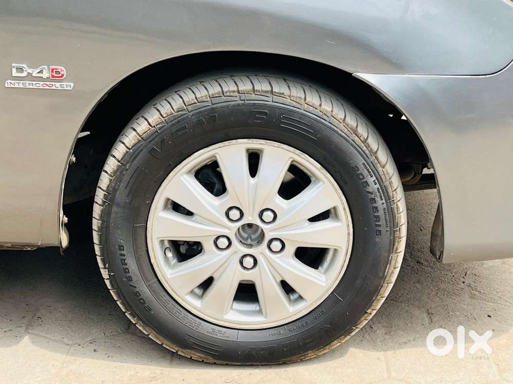 Toyota Innova 2.5 V 7 Str, 2011, Diesel