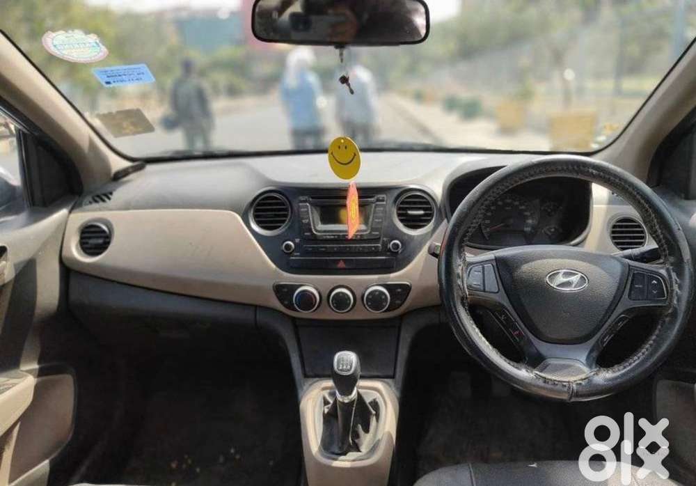 Hyundai Xcent Petrol Manual 2014