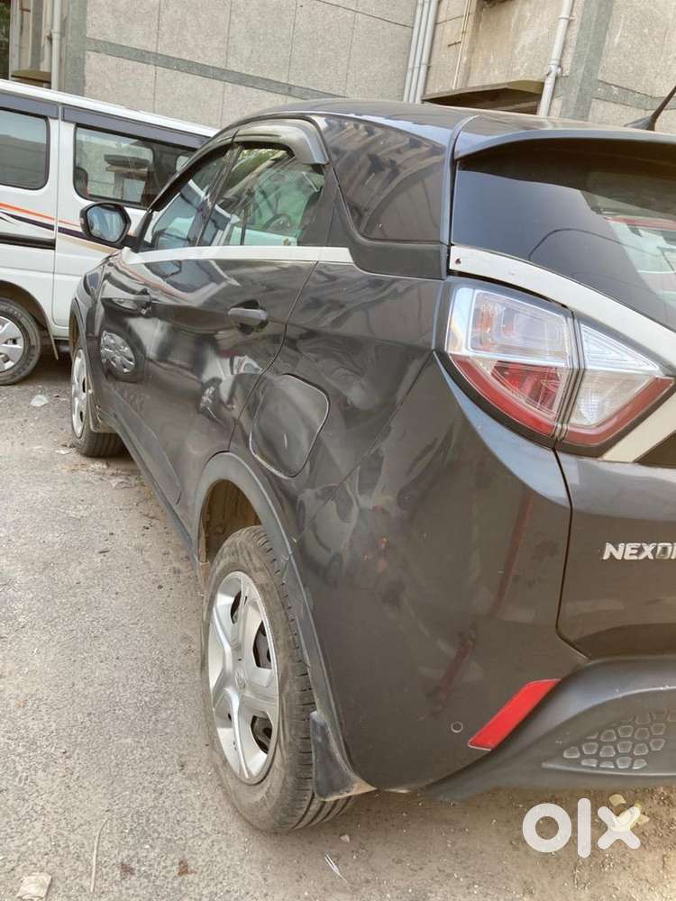 Tata Nexon Petrol Well Maintained