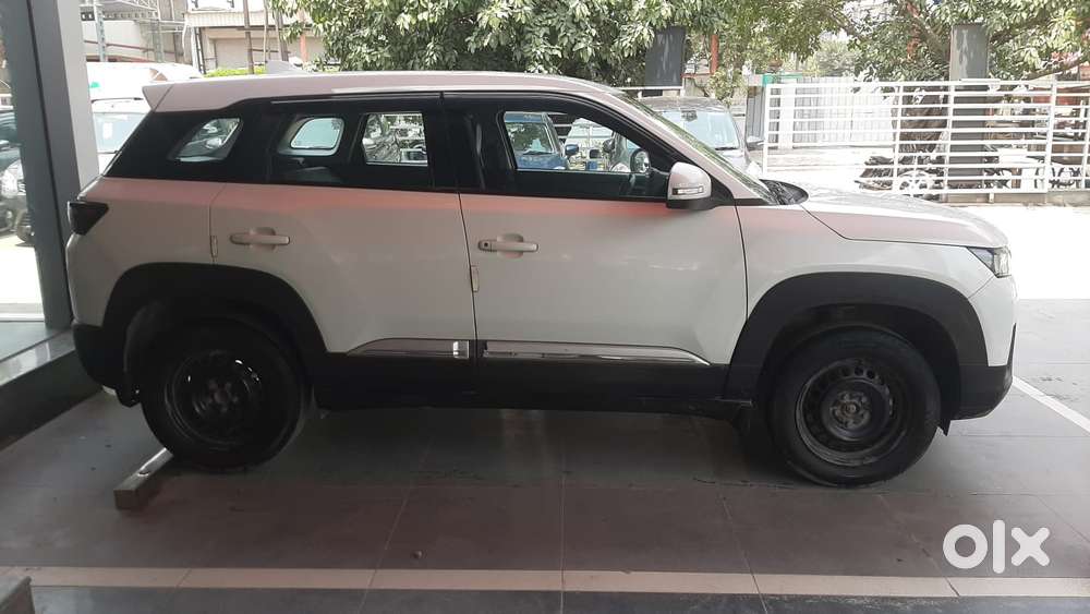 Maruti Suzuki Brezza 1.5 Lxi Cng, 2023, Cng & Hybrids