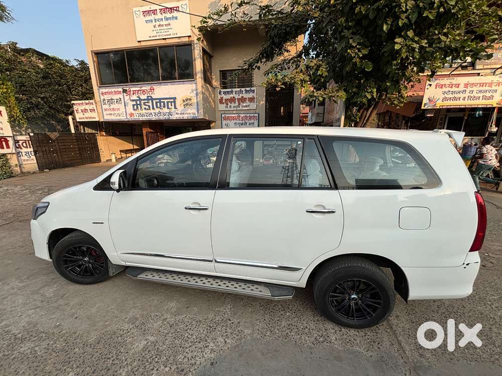 Toyota Innova 2011 Diesel Well Maintained