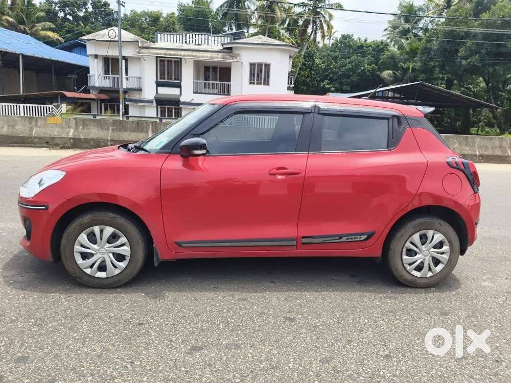 Maruti Suzuki Swift Vxi Abs Bsiv, 2023, Petrol