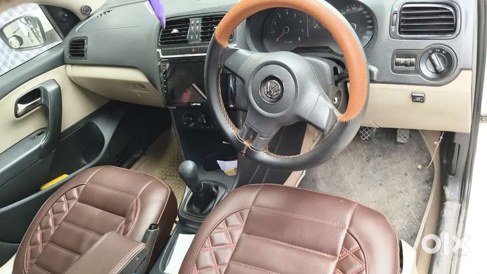 Volkswagen Polo Petrol 2011