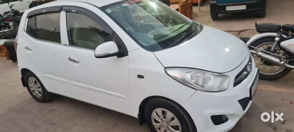 Hyundai I10 Sportz 2013