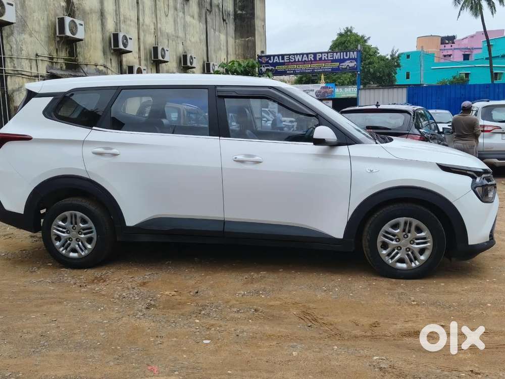 Kia Carens 1.5 Premium 7 Str, 2024, Petrol