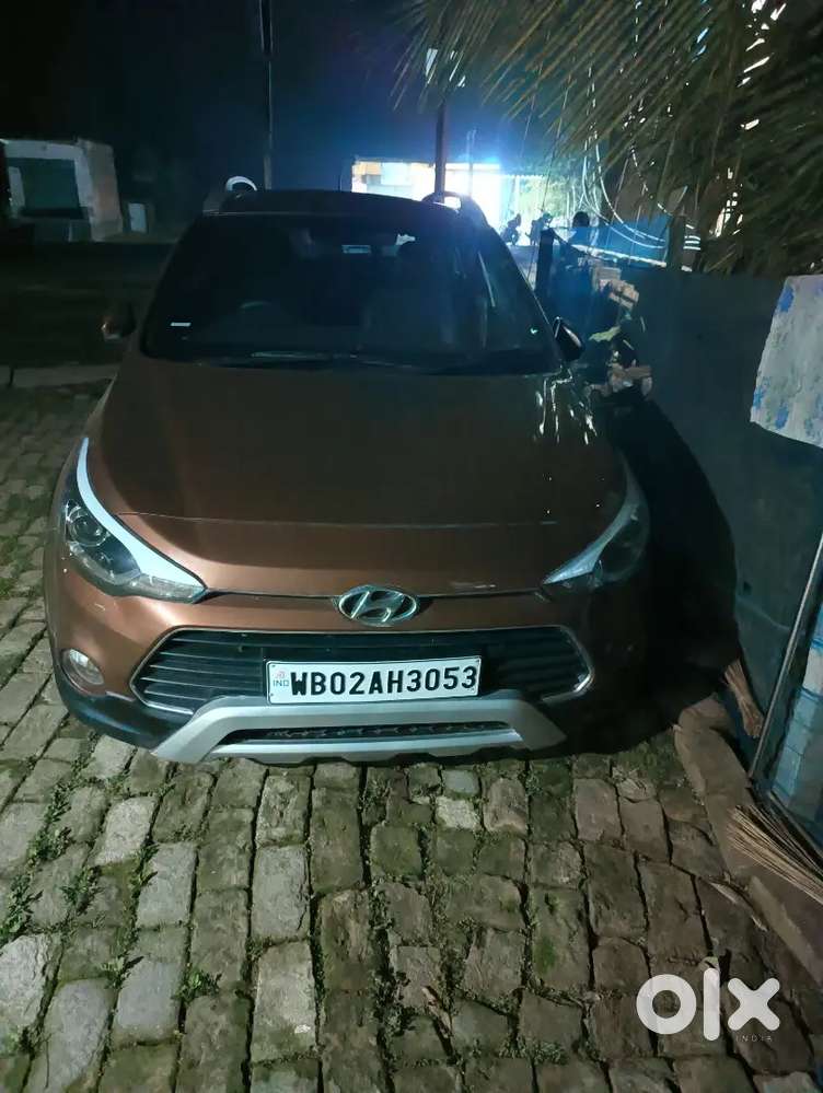 Hyundai I20 Active 2015 Petrol 74500 Km Driven