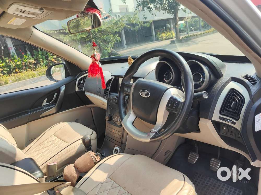 Mahindra Xuv500 2.2 W10 Sportz Edition Mt, 2016