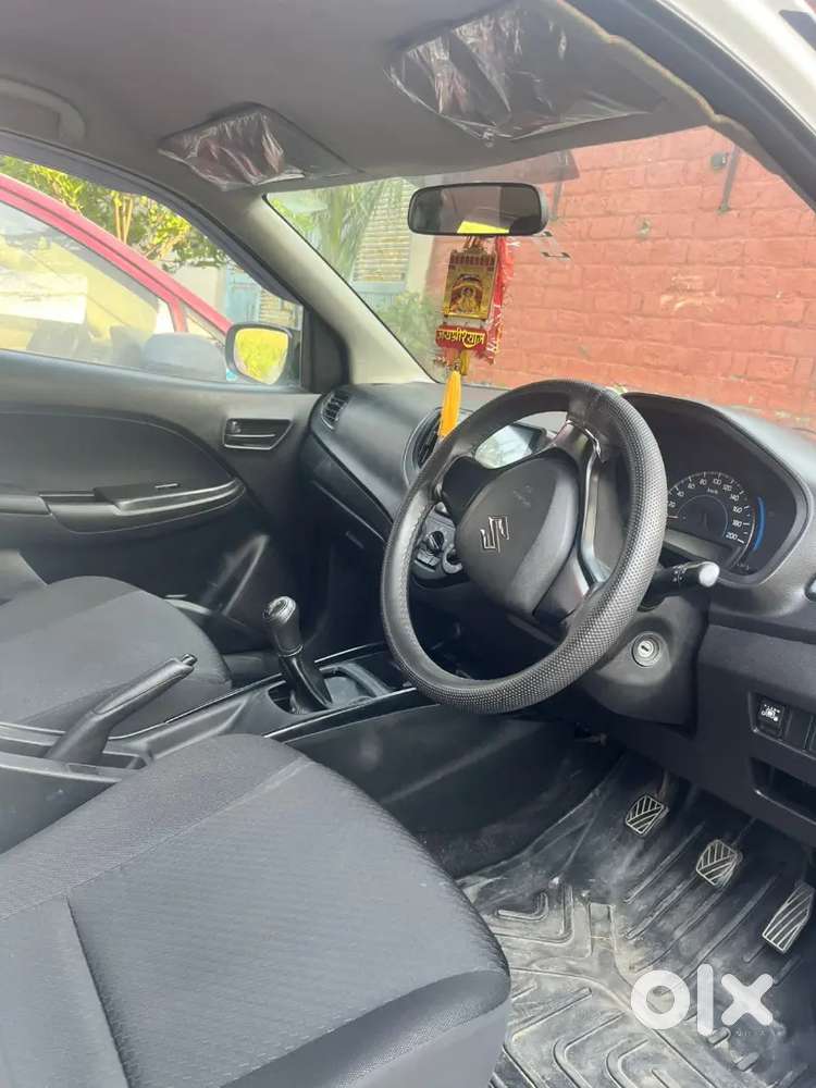 Maruti Suzuki Baleno 2021 Third-owner Petrol Well Maintained