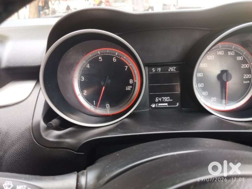 Maruti Suzuki Swift Vvt Zxi, 2019, Petrol