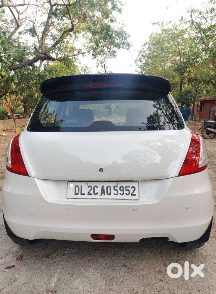 Maruti Suzuki Swift Vxi + Manual, 2016, Petrol