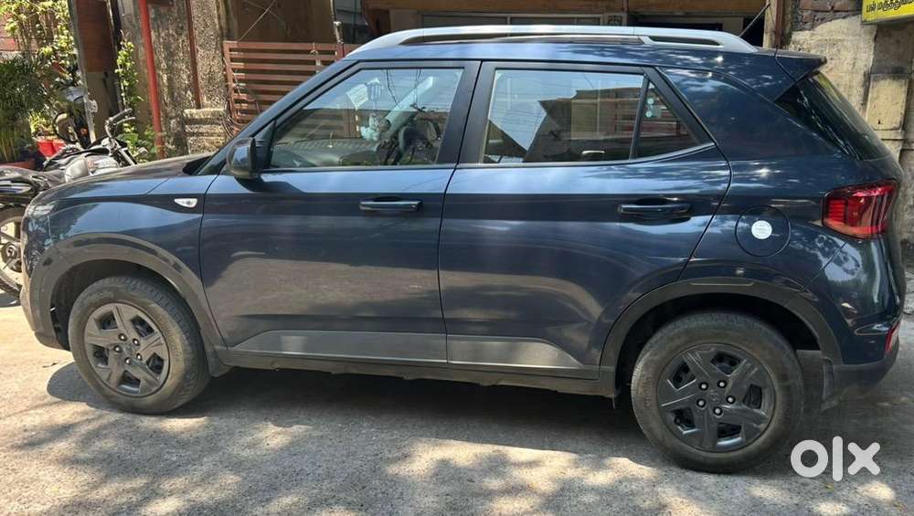 Hyundai Venue 2019 Diesel Well Maintained