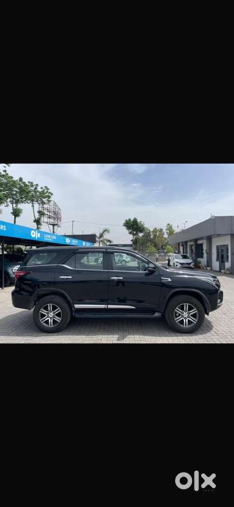 Toyota Fortuner 2024 Diesel 7800 Km Driven