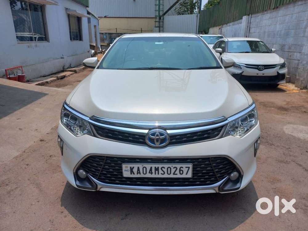 Toyota Camry Hybrid 2.5, 2016, Petrol