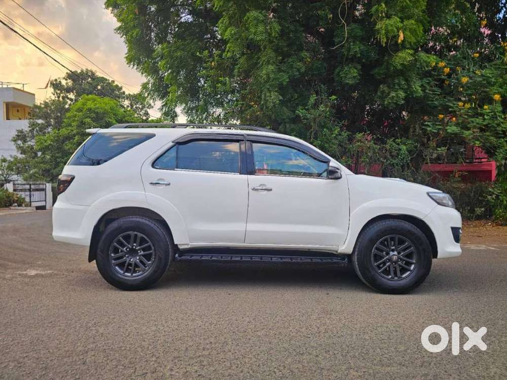 Toyota Fortuner 3.0 4x4 Manual, 2012, Diesel