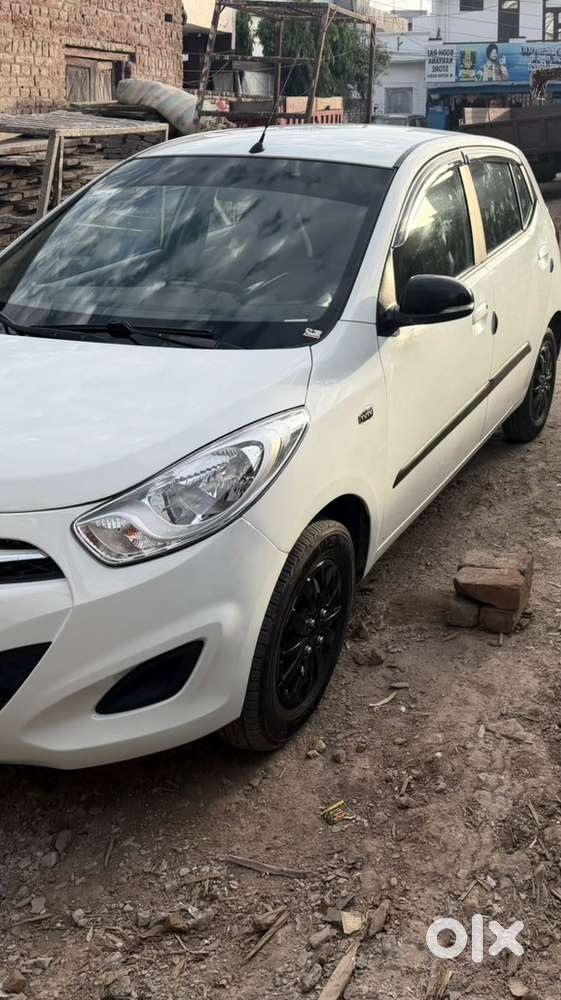 2013 Hyundai I10 Sportz Petrol