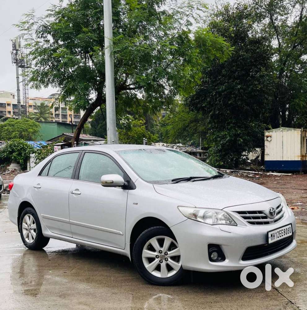 Toyota Corolla Altis [ ] 1.8 Vl At, 2012, Petrol