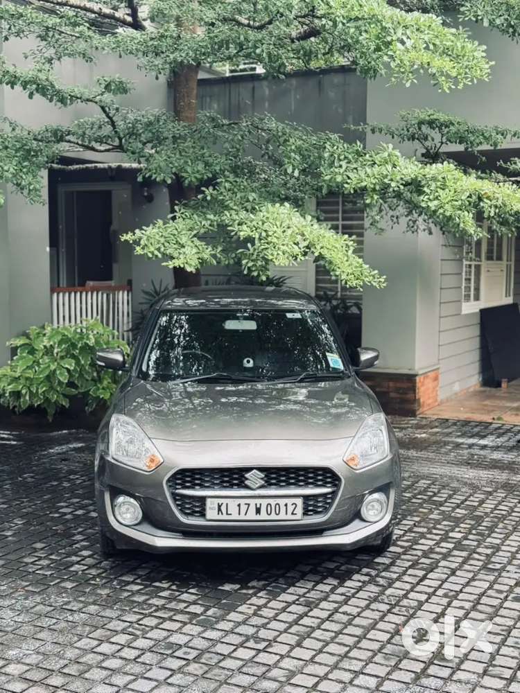 Maruti Suzuki Swift Vxi 2021