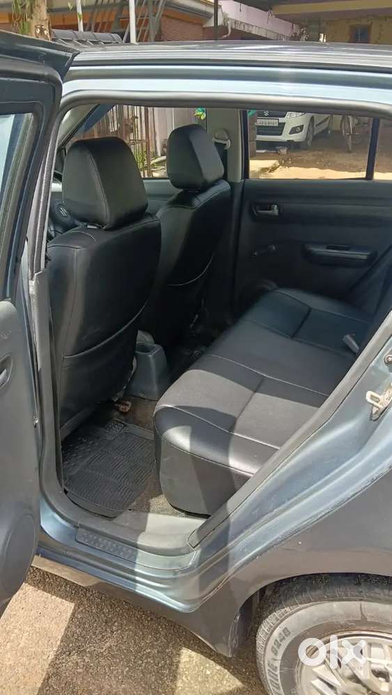 Maruti Suzuki Swift Lxi 2006