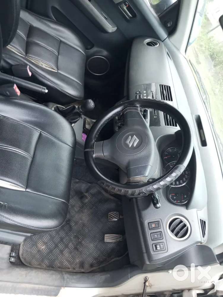 Maruti Suzuki Swift Dzire 2011