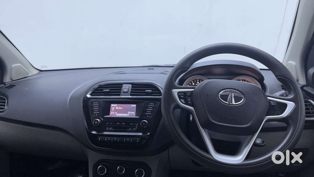 Tata Tiago Xz, 2017, Petrol