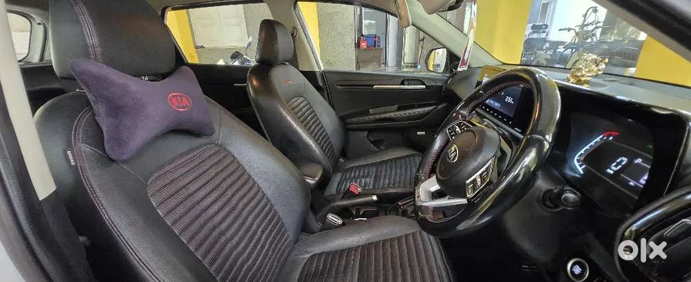 Kia Sonet ,top Model Petrol Engine Nicely Maintained