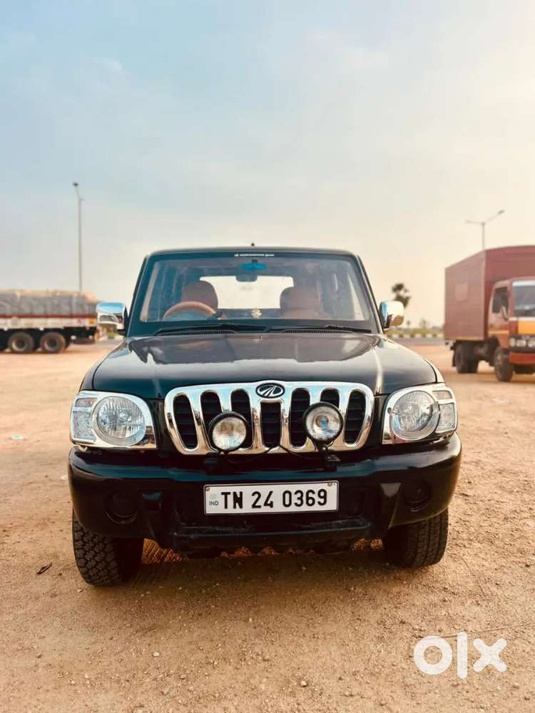 Mahindra Scorpio 2004 Diesel Well Maintained