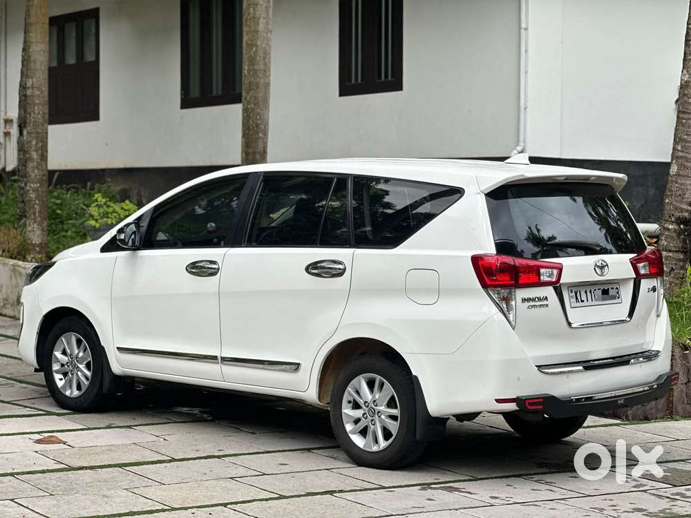 Toyota Innova Crysta 2.4 G Plus Mt 7 Str, 2019, Diesel