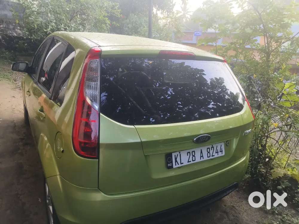 Ford Figo Petrol 2012