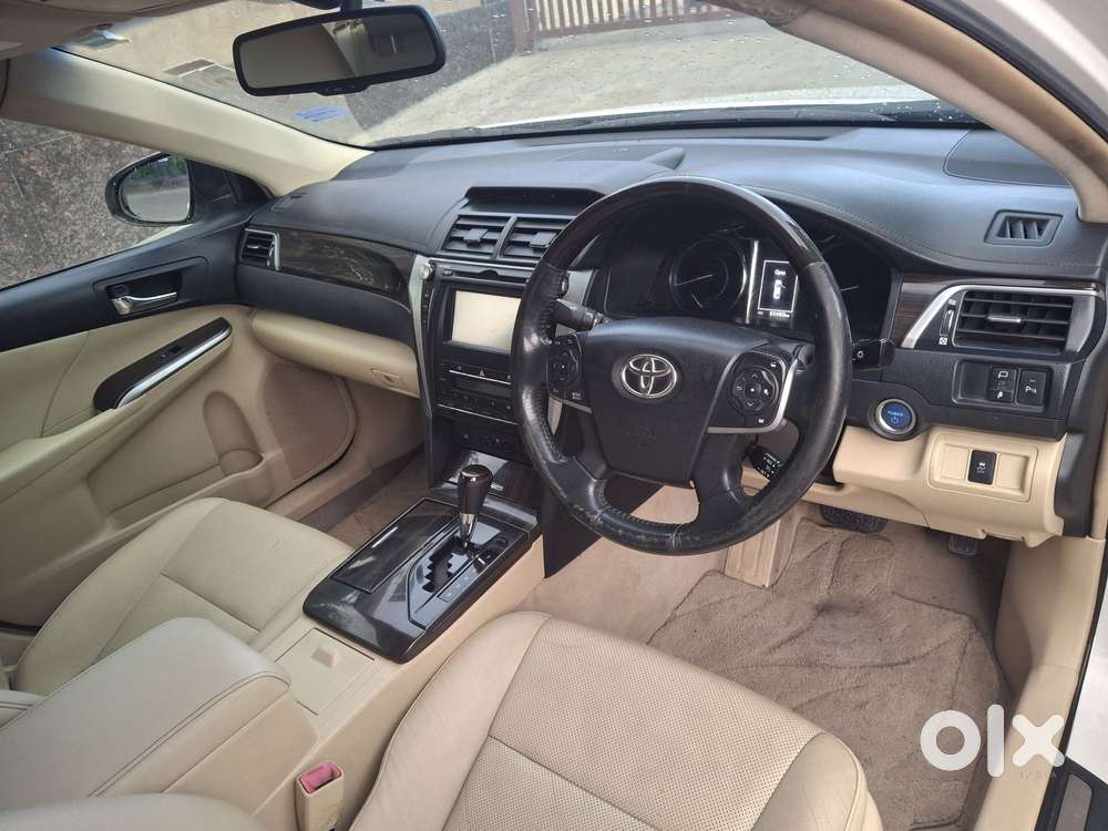 Toyota Camry Hybrid 2.5, 2016, Cng & Hybrids