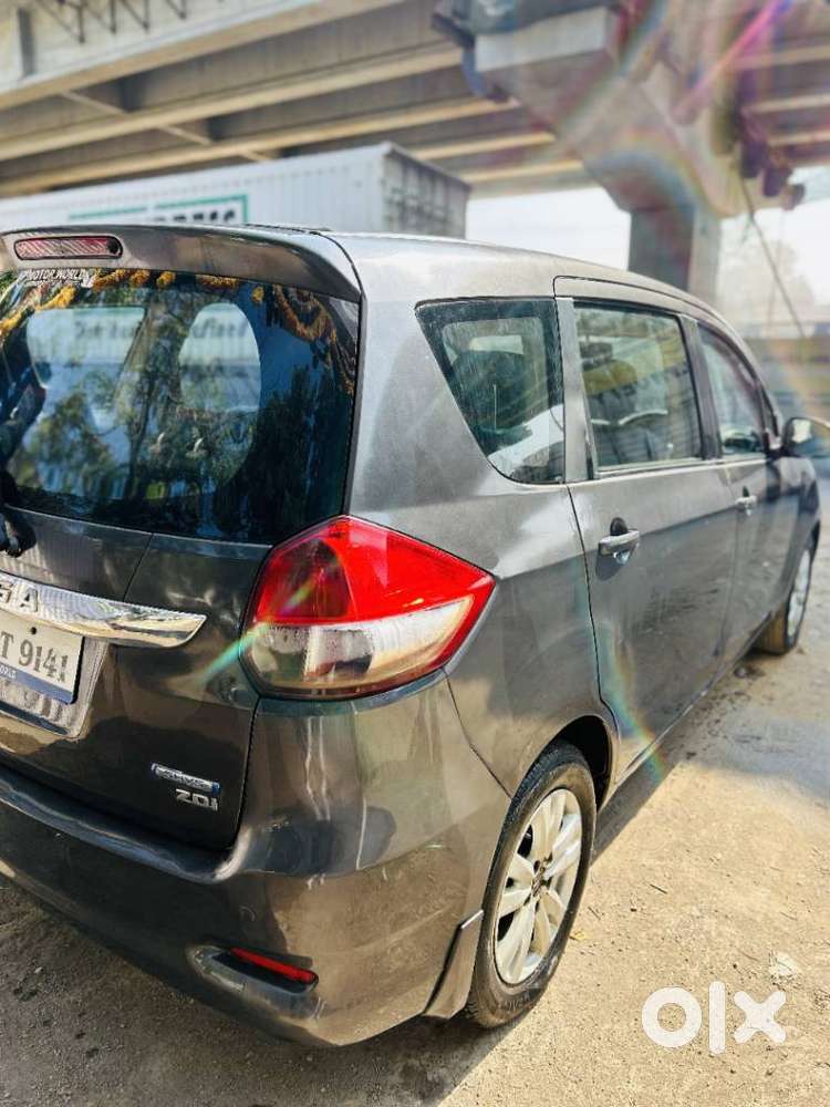Maruti Suzuki Ertiga Shvs Zdi, 2017, Diesel