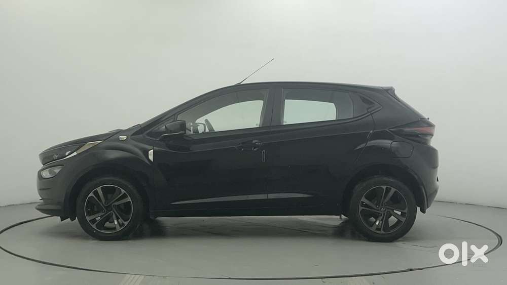 Tata Altroz Xza Plus (s) Dark Edition, 2022, Petrol