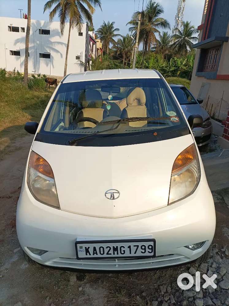 Tata Nano Lx 2012