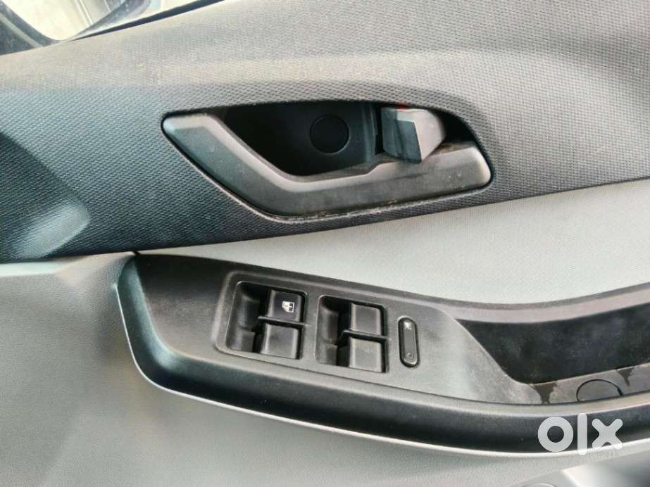 Tata Tiago 1.2 Revotron Xta, 2023, Petrol