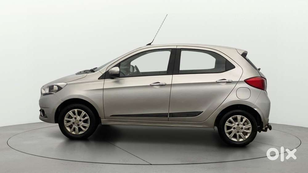 Tata Tiago 1.2 Revotron Xza, 2017, Petrol