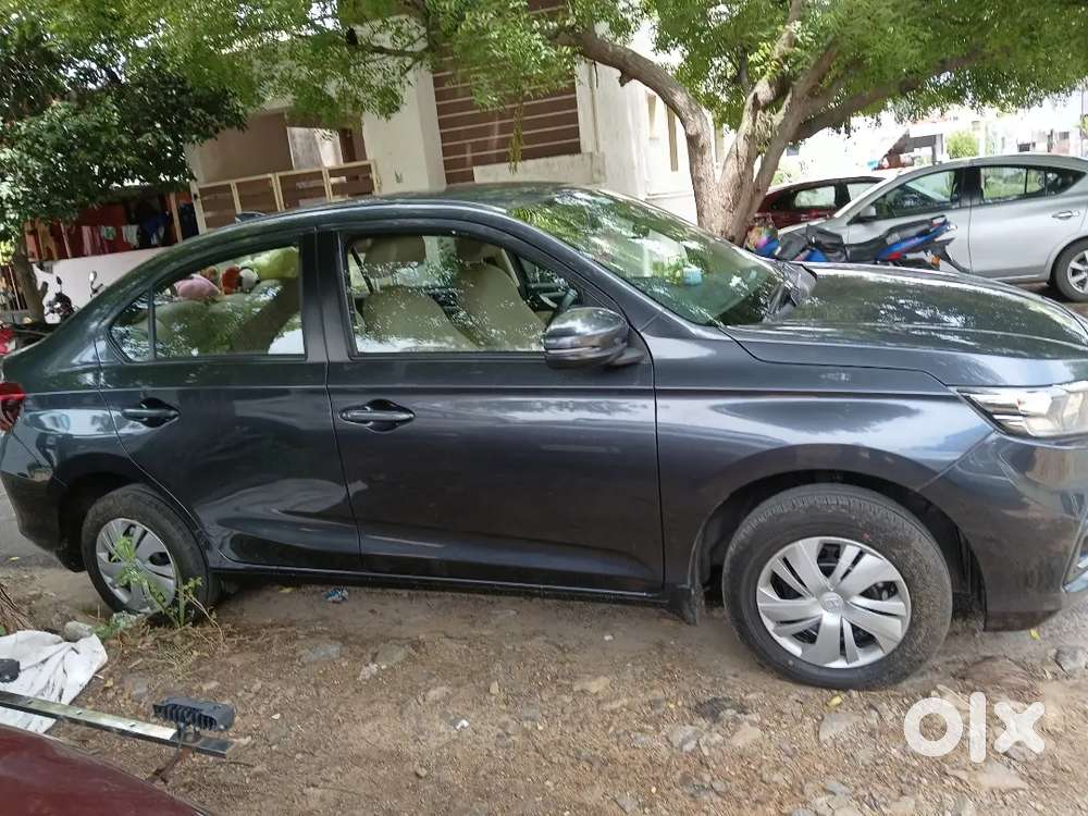 Honda Amaze 2nd Gen 2023 Petrol Well Maintained