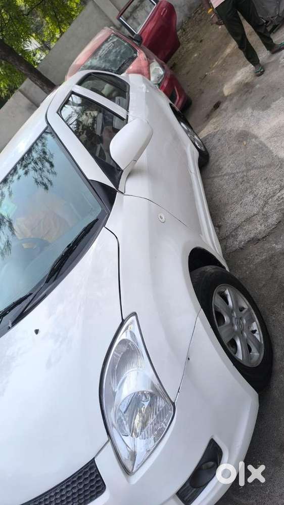 Maruti Suzuki Swift Dzire 2011 Diesel Well Maintained