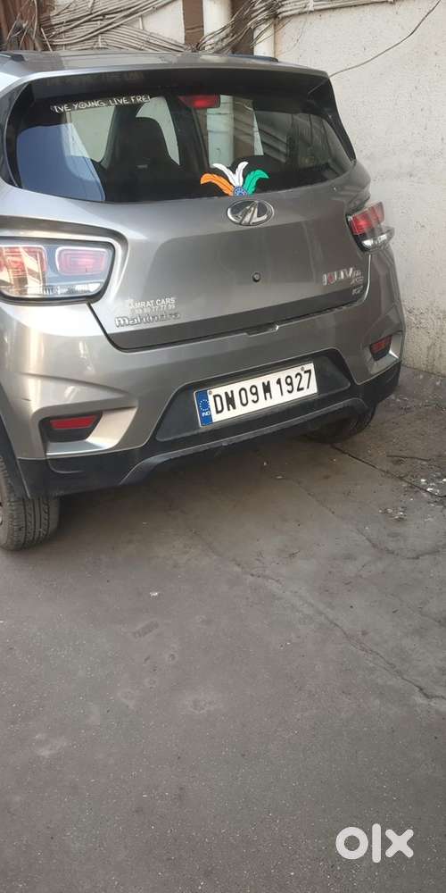 Mahindra Kuv 100 Petrol 2017 In V Good Condition