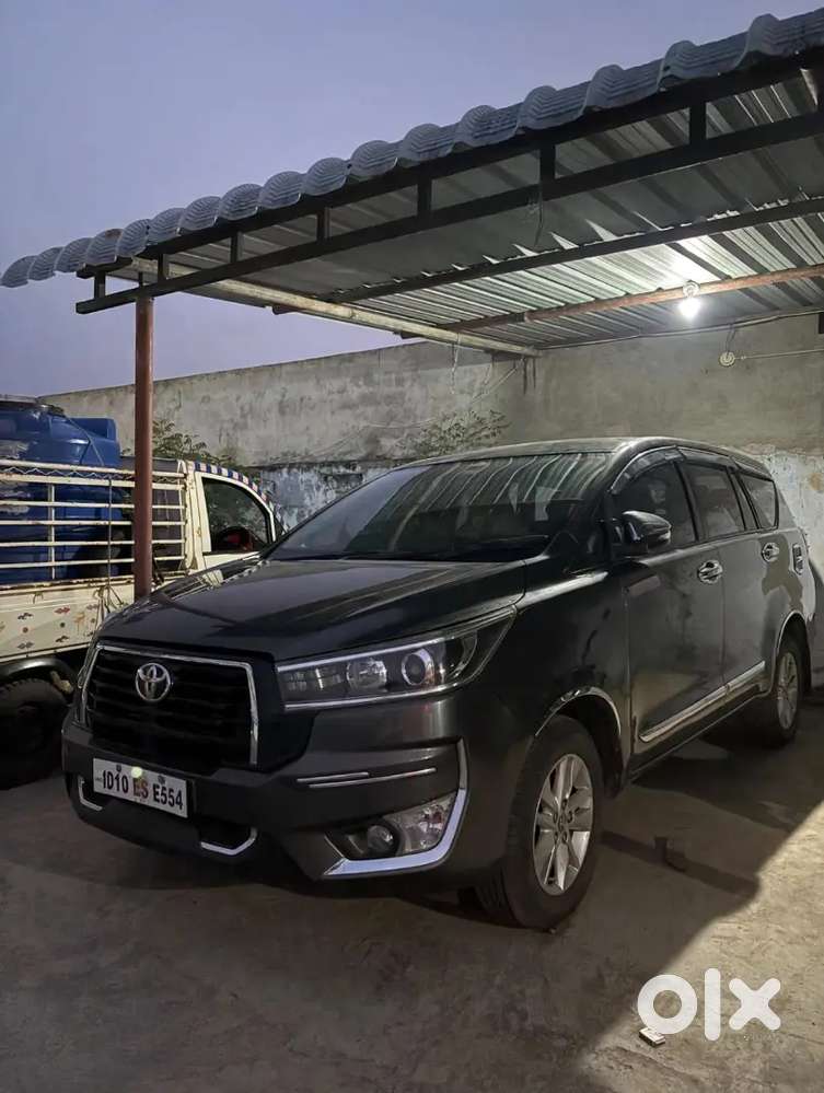 Toyota Innova Crysta 2.4 2020(diesel & Manual Transmission)