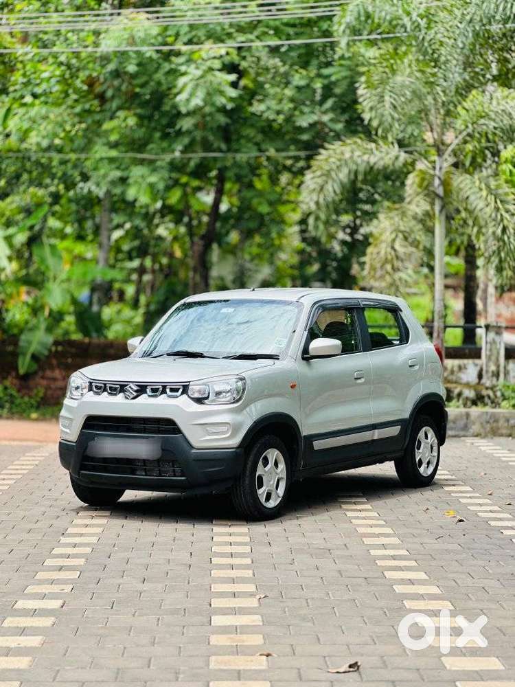 Maruti Suzuki S-presso Vxi Plus, 2022, Petrol
