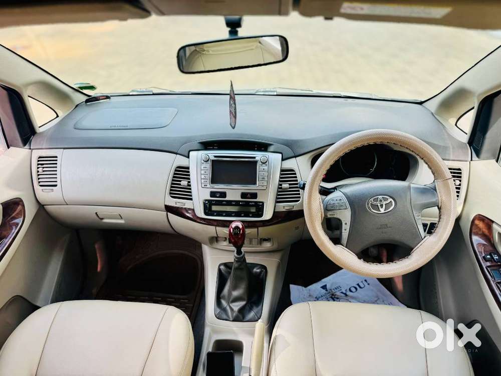 Toyota Innova 2.5 V 2012 Good Condition