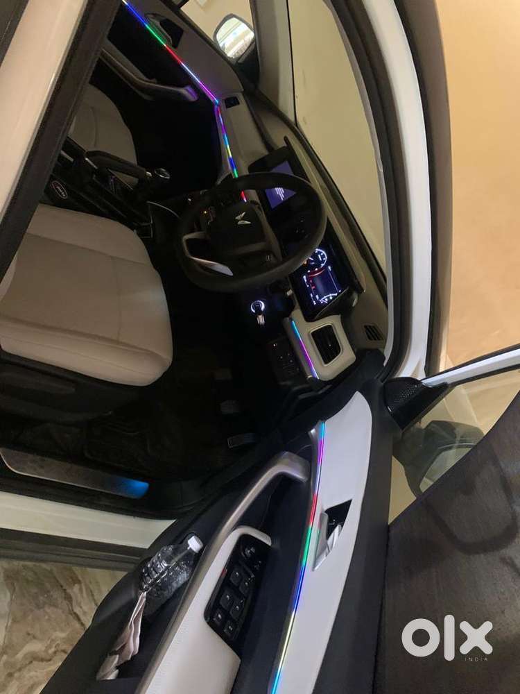 Mahindra Xuv700 Petrol 45000 Km Driven